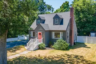 14 Nelson St, Hopedale, MA 01747 - Photo 1