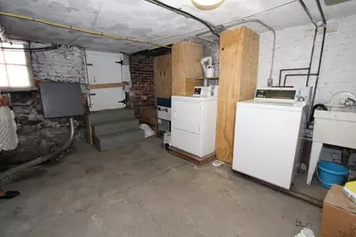 4 Phillips #2, Boston, MA 02114 - Photo 12