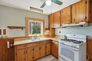 275 Rockdale Ave, New Bedford, MA 02740 - Photo 10