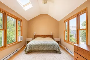 79 Hammond Ct, Quincy, MA 02169 - Photo 2