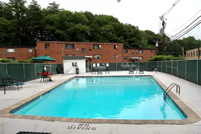 75 Nicholas Rd #G, Framingham, MA 01701 - Photo 2