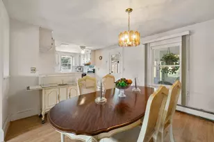 28 Hudson St, Watertown, MA 02472 - Photo 8