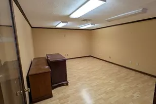 100 Davis St, Douglas, MA 01516 - Photo 18