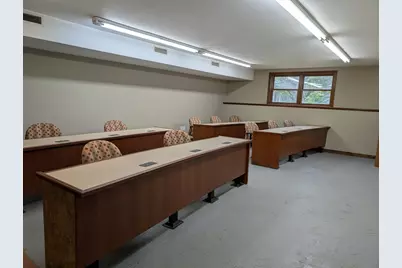 100 Davis St, Douglas, MA 01516 - Photo 12