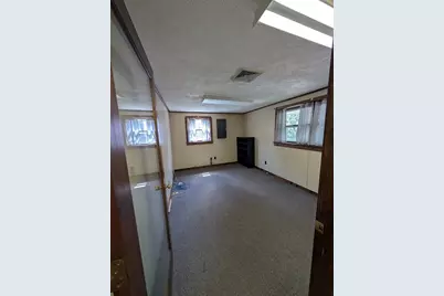 100 Davis St, Douglas, MA 01516 - Photo 18