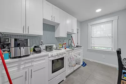 18 Mount Vernon St, Fitchburg, MA 01420 - Photo 30