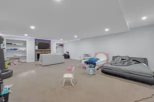 18 Mt Vernon St, Fitchburg, MA 01420 - Photo 32
