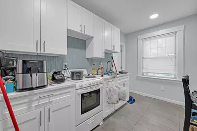 18 Mount Vernon St, Fitchburg, MA 01420 - Photo 28