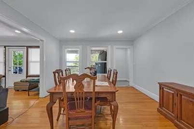 18 Mount Vernon St, Fitchburg, MA 01420 - Photo 4