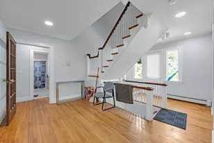 18 Mt Vernon St, Fitchburg, MA 01420 - Photo 2