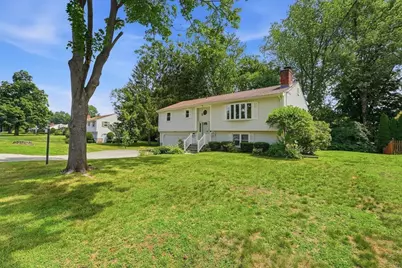 20 Sherwood Ave, West Springfield, MA 01089 - Photo 36