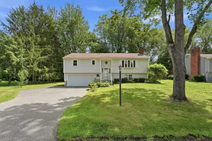 20 Sherwood Ave, West Springfield, MA 01089 - Photo 1