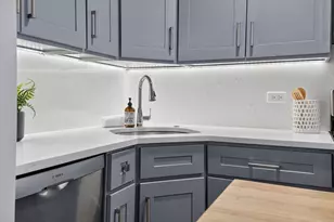 150 Staniford St, Boston, MA 02114 - Photo 8