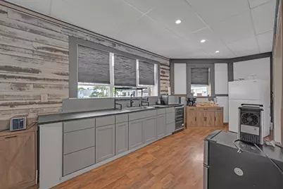 287 Sixth, Leominster, MA 01453 - Photo 6