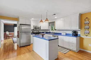 4 Frank Dr, Milford, MA 01757 - Photo 14