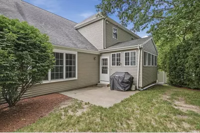 4 Frank Drive, Milford, MA 01757 - Photo 4