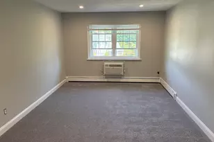 445 Pleasant St, Weymouth, MA 02190 - Photo 4