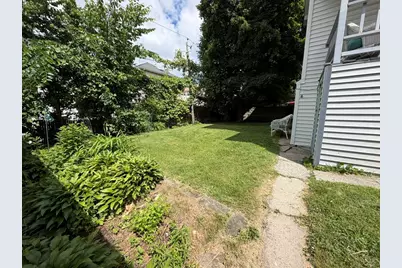 11 Woodford St, Worcester, MA 01604 - Photo 4