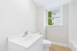 201 Wade St, Fall River, MA 02721 - Photo 12