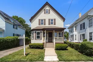 129 Maple St, Lynn, MA 01904 - Photo 2