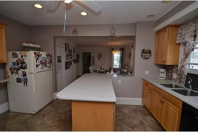 64 Cleveland St, Melrose, MA 02176 - Photo 30