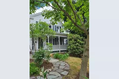 32 Hampden St, Northampton, MA 01060 - Photo 2
