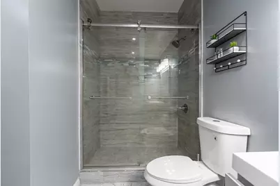 30 James St, Holyoke, MA 01040 - Photo 10