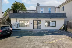 230 Cumberland Rd, Lowell, MA 01850 - Photo 2