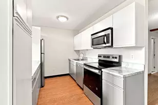96 Old Colony Ave, Taunton, MA 02718 - Photo 12