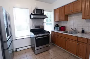 27-29 Boxford St, Lawrence, MA 01843 - Photo 10