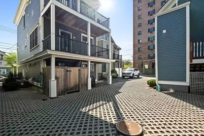 104 Beacon St #2, Somerville, MA 02143 - Photo 20