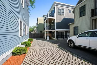 104 Beacon St #2, Somerville, MA 02143 - Photo 18