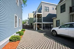 104 Beacon St, Somerville, MA 02143 - Photo 18