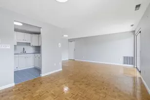 300 Park Terrace Dr, Stoneham, MA 02180 - Photo 8