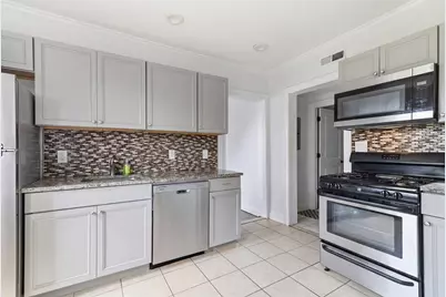 39 Glen Rd, Boston, MA 02130 - Photo 12