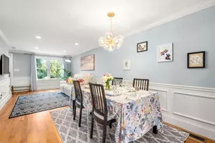 34 Washington St, Arlington, MA 02474 - Photo 4