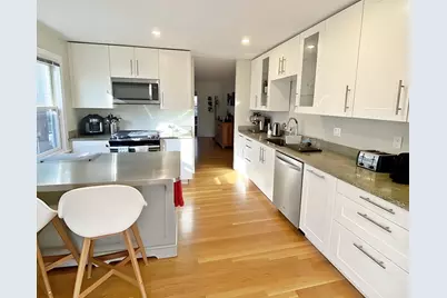 30 Cypress #2, Brookline, MA 02445 - Photo 6