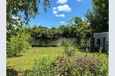 73 Prentice St, Springfield, MA 01104 - Photo 32