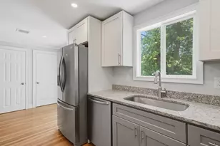 129 Marked Tree Rd, Holliston, MA 01746 - Photo 10