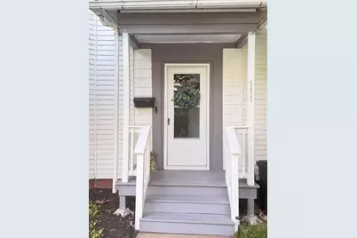 111 Maple St, Gardner, MA 01440 - Photo 2