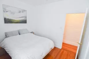 6 Perry St, Brookline, MA 02445 - Photo 8