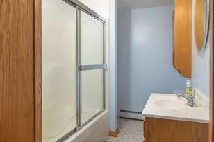 6 Sherman Ave, Northampton, MA 01060 - Photo 18