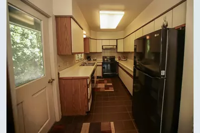 5 Hampden Ct, Monson, MA 01057 - Photo 6