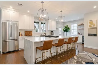 27 Suffolk St #2, Chelsea, MA 02150 - Photo 4