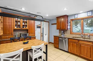 172 Boylston St, Shrewsbury, MA 01545 - Photo 8