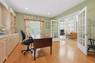 64 Deerview Way, Franklin, MA 02038 - Photo 12