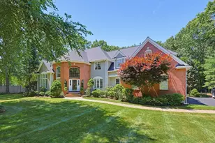 64 Deerview Way, Franklin, MA 02038 - Photo 2