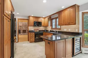 8 Chicatabut Ave, Norfolk, MA 02056 - Photo 4