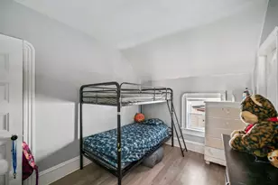 82 Snell St, Fall River, MA 02721 - Photo 18