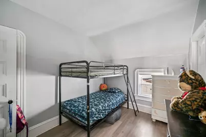 82 Snell St, Fall River, MA 02721 - Photo 18